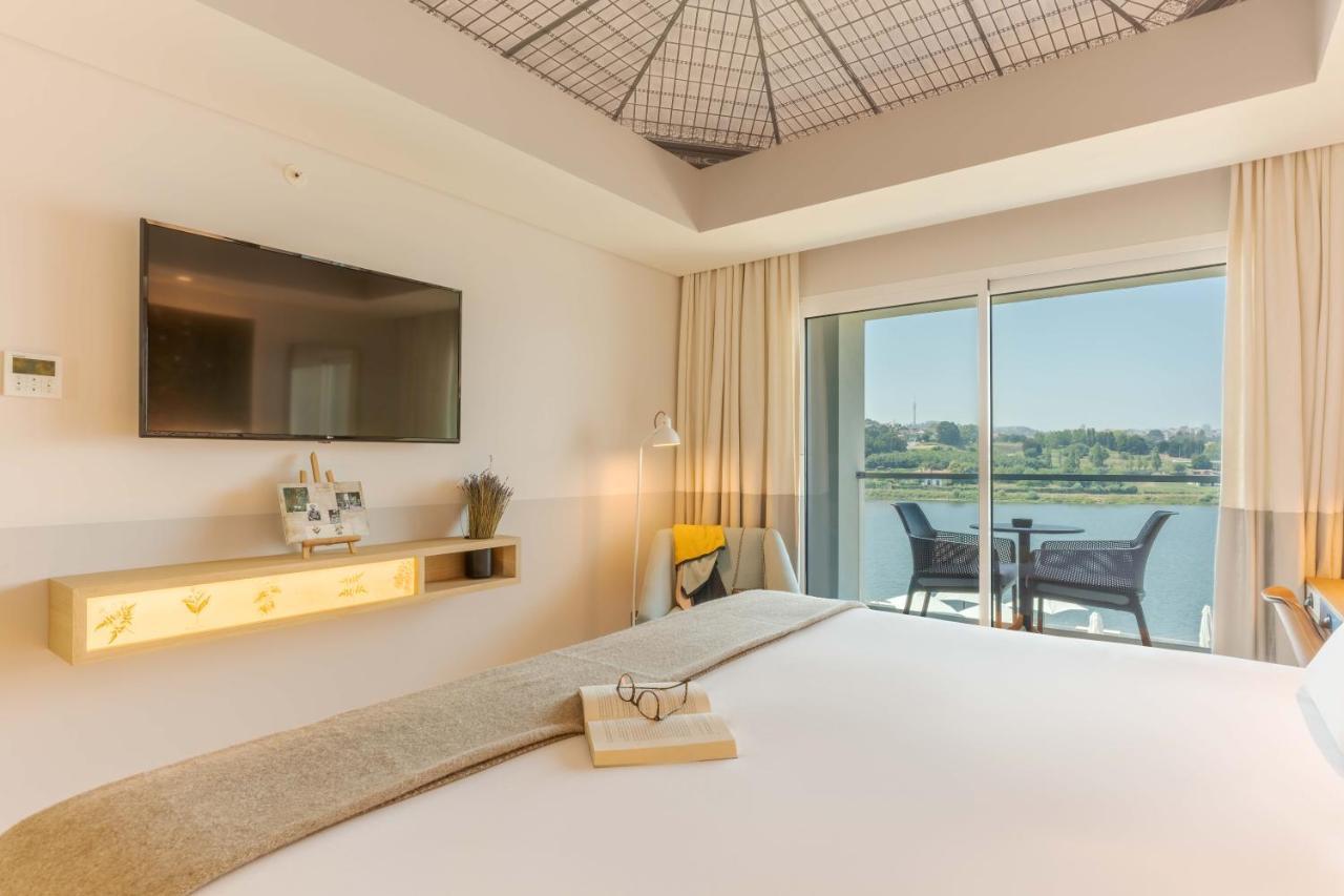 Pestana Douro Riverside - Preferred Hotels & Resorts, Lifestyle Valbom  Экстерьер фото A room at the hotel