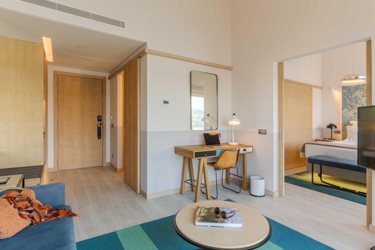 Pestana Douro Riverside - Preferred Hotels & Resorts, Lifestyle Valbom  Экстерьер фото A room at the hotel